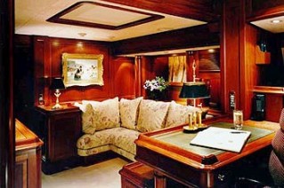 JULIET - Lounge Area